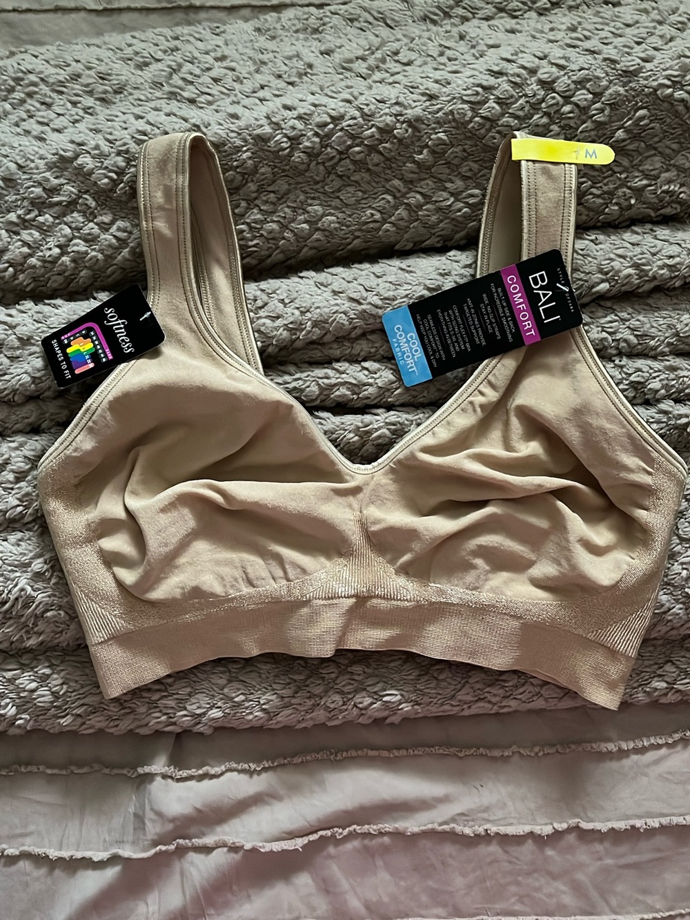 Bali Comfort Wireless Seamless Bra in Beige Nude